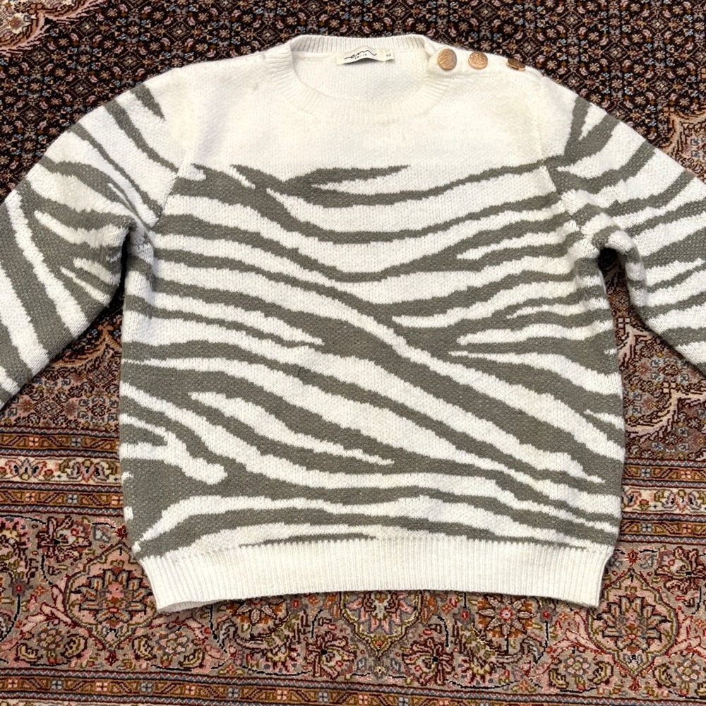 Women's Gray and White Zebra Print Sweater